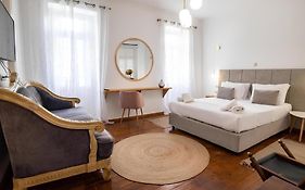 Apeiron Acropolis Suites